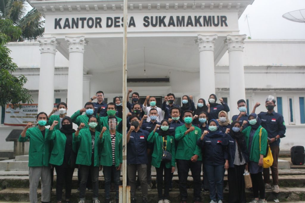 Mengoptimalkan Peran Jasa Pendidikan Agama di Desa Cikoneng