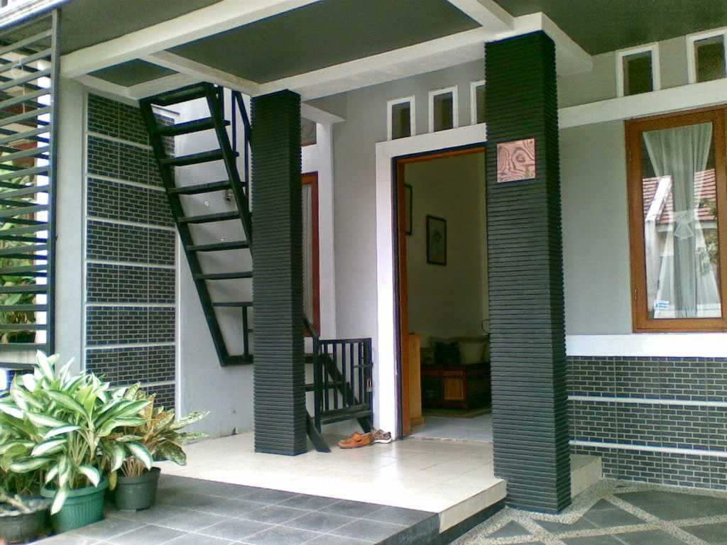Rumah Minimalis dengan Teras Hijau: Menghadirkan Keindahan Alam di Dalam Ruangan