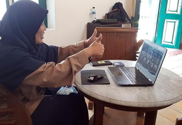 Desa Bendasari Melatih Guru Menggunakan Teknologi dalam Proses Pembelajaran