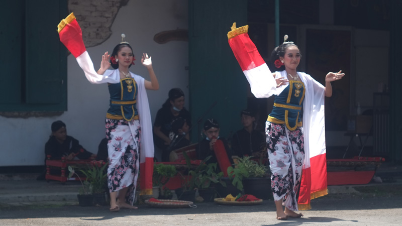 Pertunjukan Seni Tradisional yang Populer di Desa